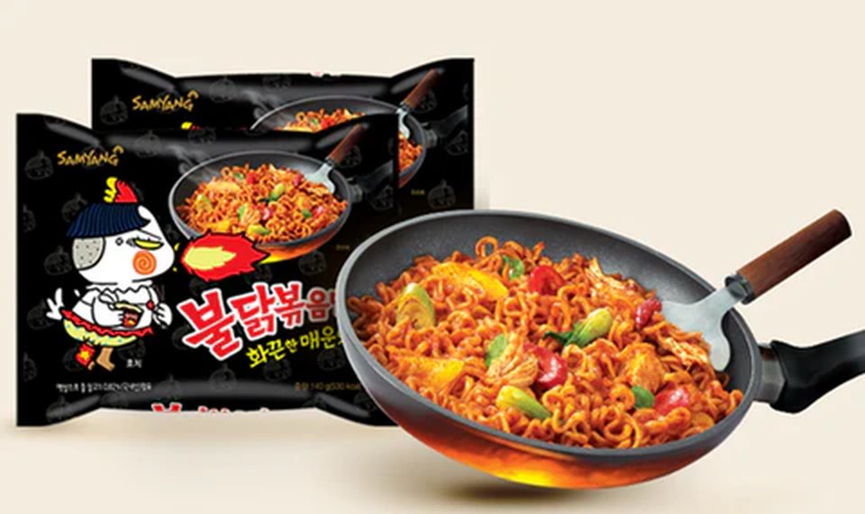 Mỳ gói HQ Gà Cay Đen